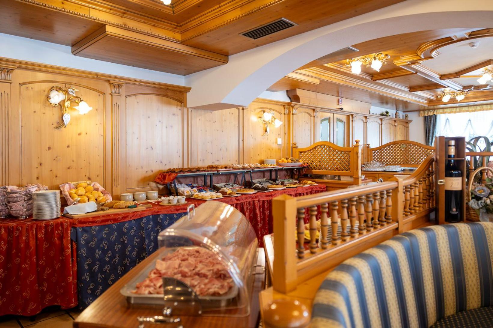 Sport Cristal Hotel Falcade